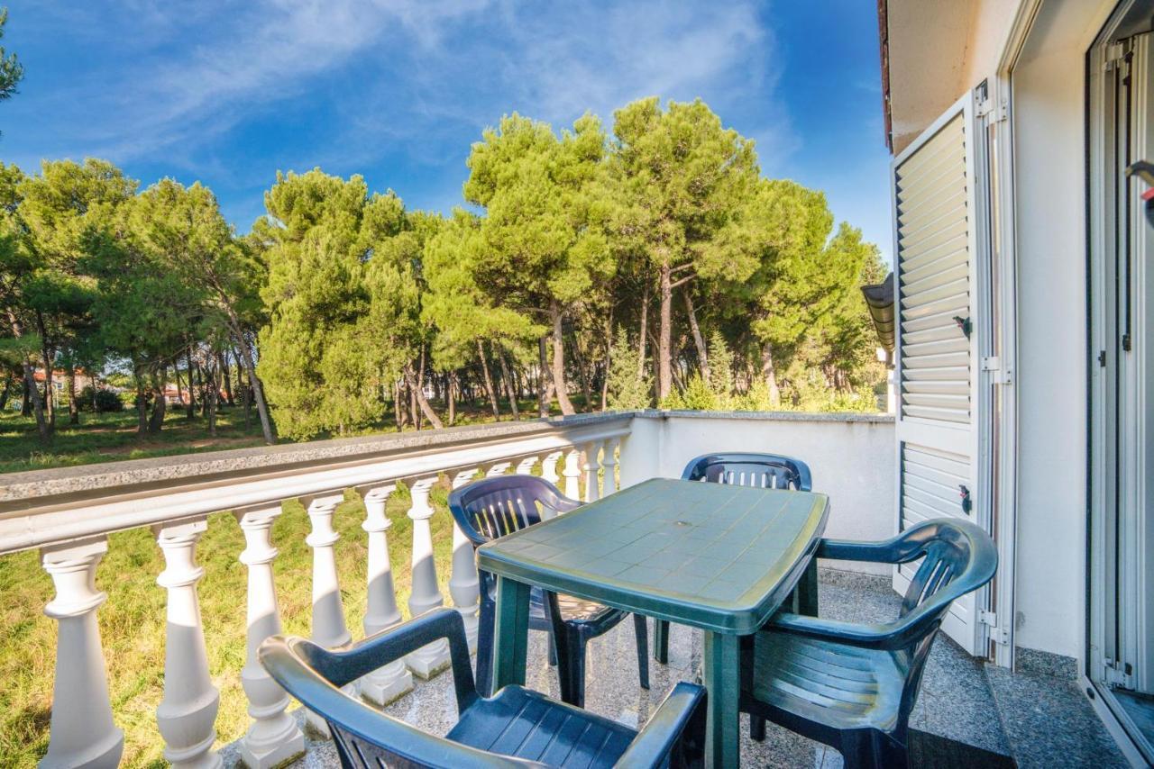 Apartments Ori بولا المظهر الخارجي الصورة
