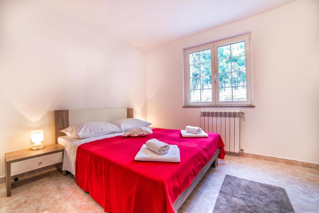 Apartments Ori بولا المظهر الخارجي الصورة