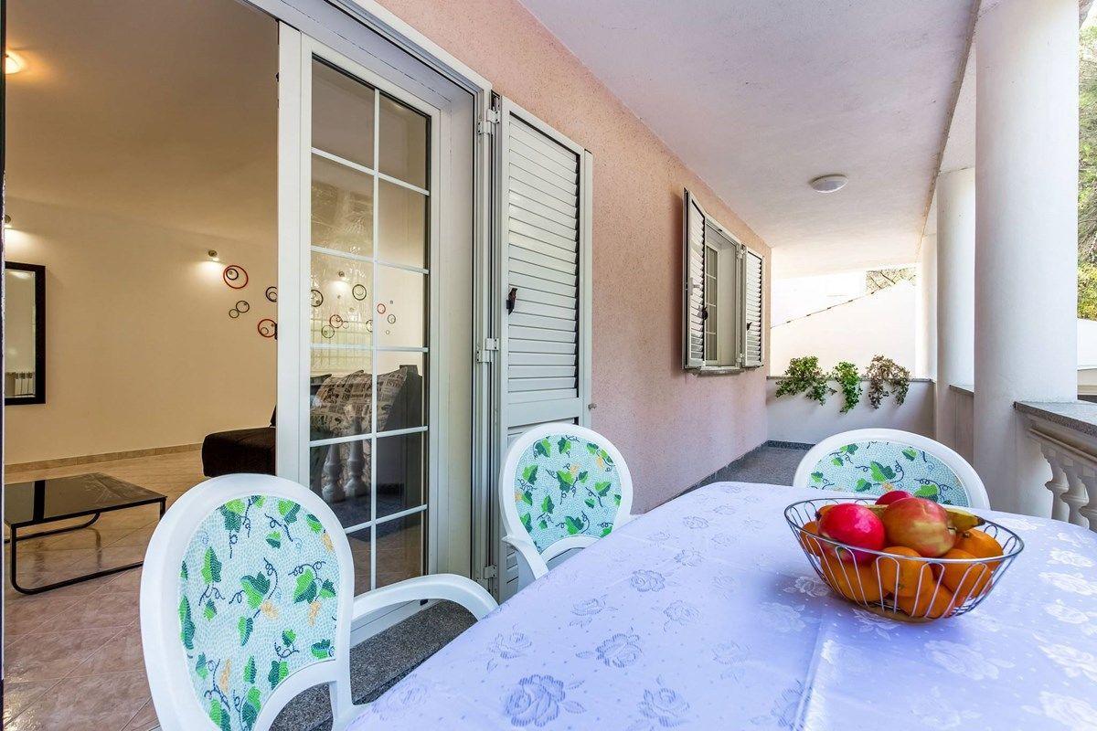 Apartments Ori بولا المظهر الخارجي الصورة