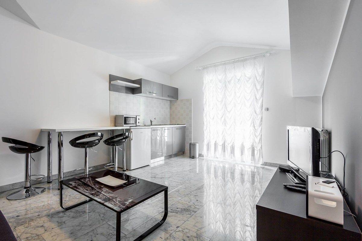 Apartments Ori بولا المظهر الخارجي الصورة