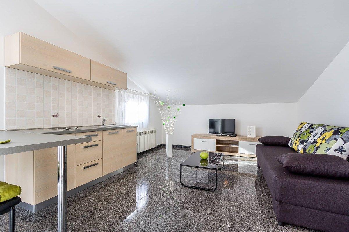 Apartments Ori بولا المظهر الخارجي الصورة